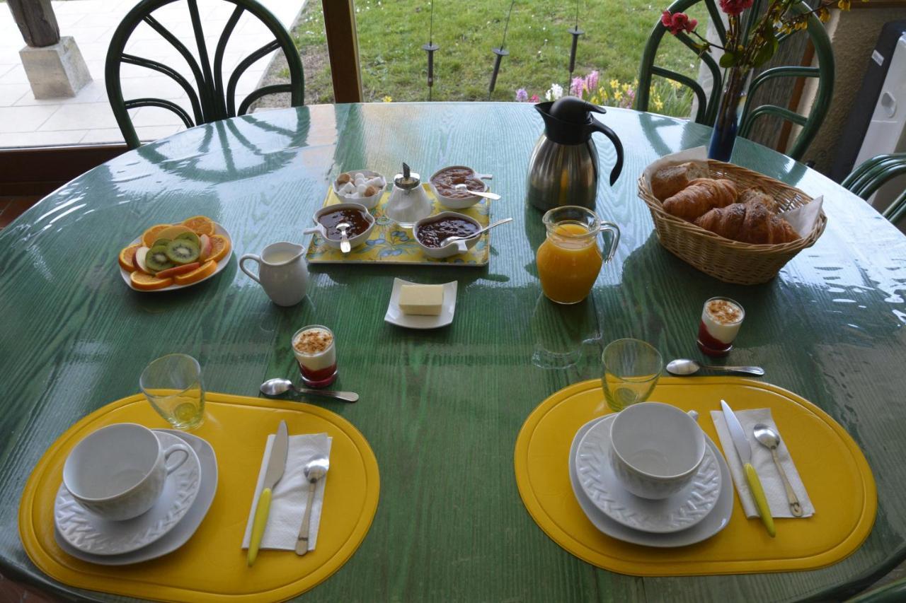 Les Rendzines Bed & Breakfast Nuisement-sur-Coole Bagian luar foto